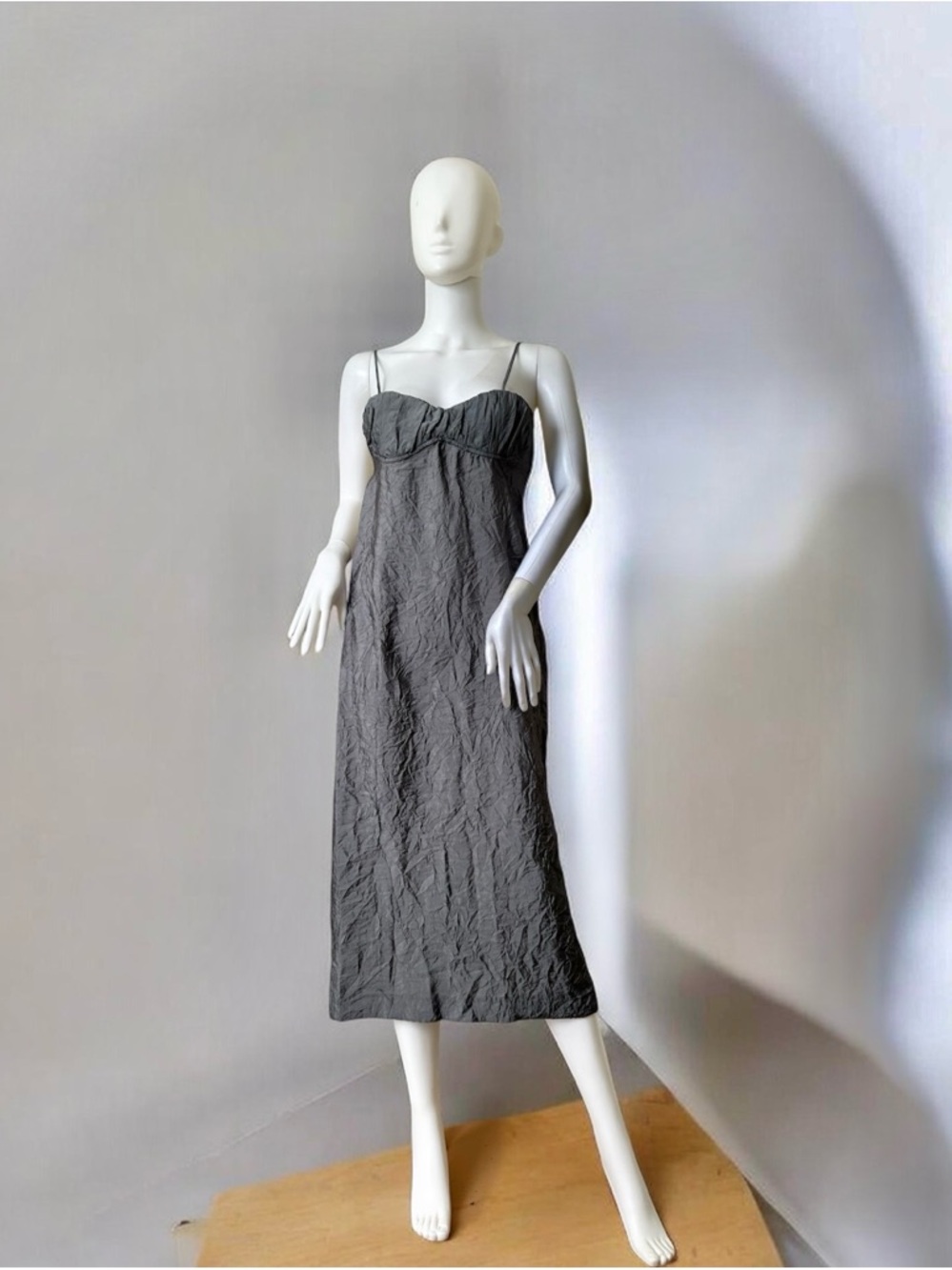 Zara Grey Lined Garment with Elastic Waistband